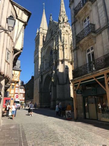 Appartement au coeur du quartier historique Vannes Extérieur photo